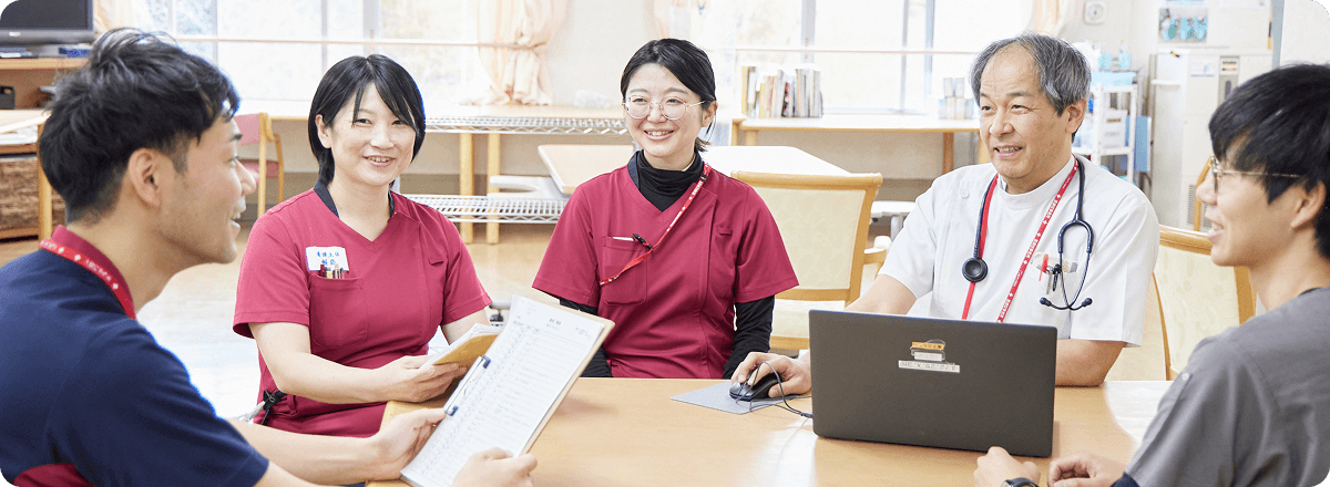 話し合いをしている様子